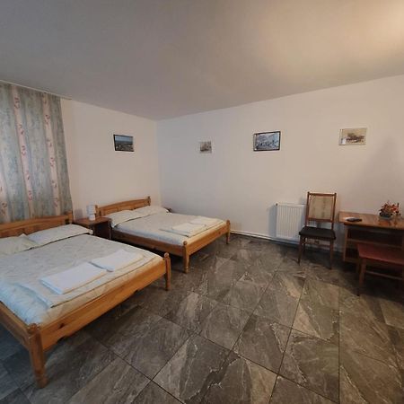 Cazare Eforie Nord, Plaja Acapulco, Garsoniere Four Studios, Bucatarie Comuna, Baie Proprie, Etaj 4, Fara Lift מראה חיצוני תמונה