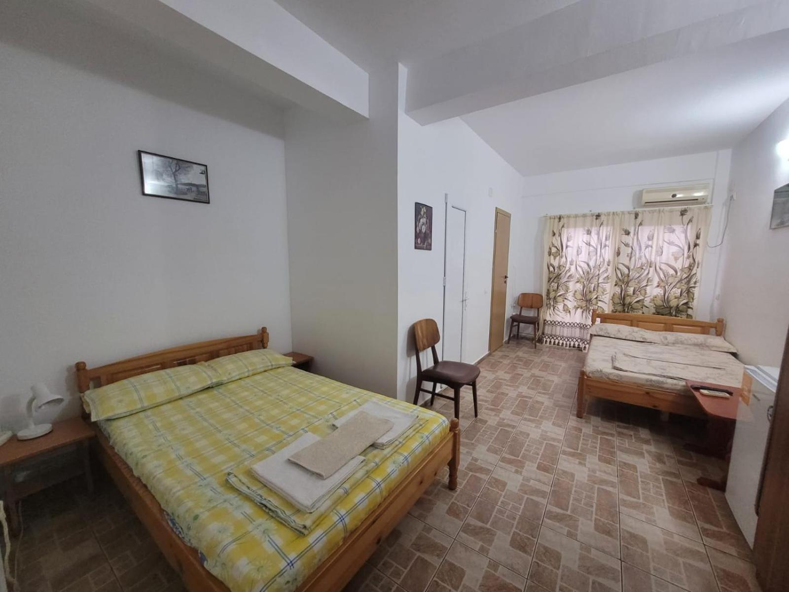 Cazare Eforie Nord, Plaja Acapulco, Garsoniere Four Studios, Bucatarie Comuna, Baie Proprie, Etaj 4, Fara Lift מראה חיצוני תמונה